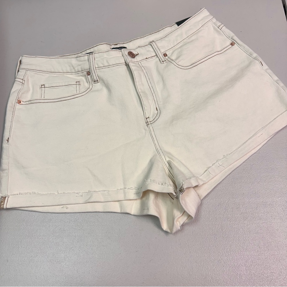 Wild Fable |‎ Cream Denim Shorts